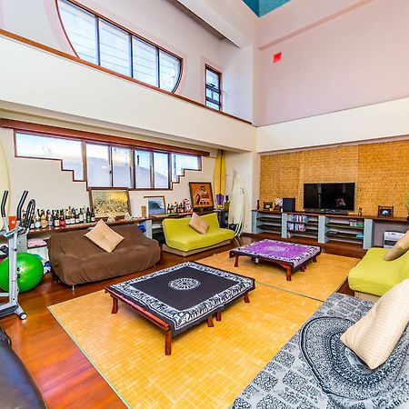 All Friends Guest House Наго Екстериор снимка